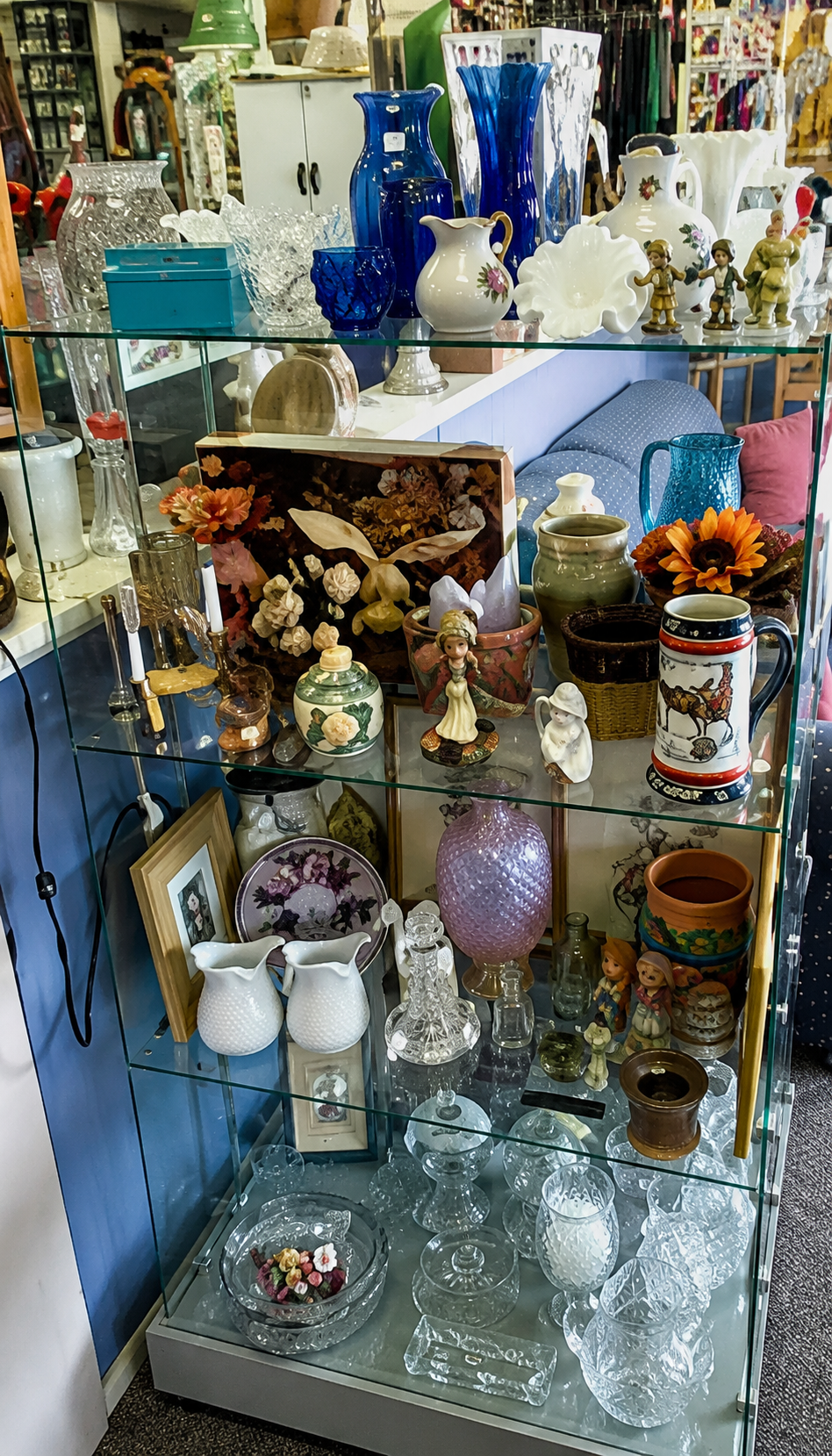 Wonderful Treasures furniture display
